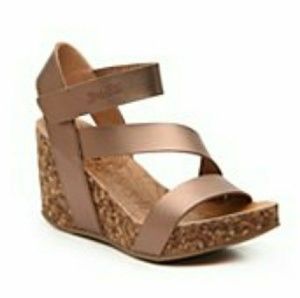 Sandals wedge